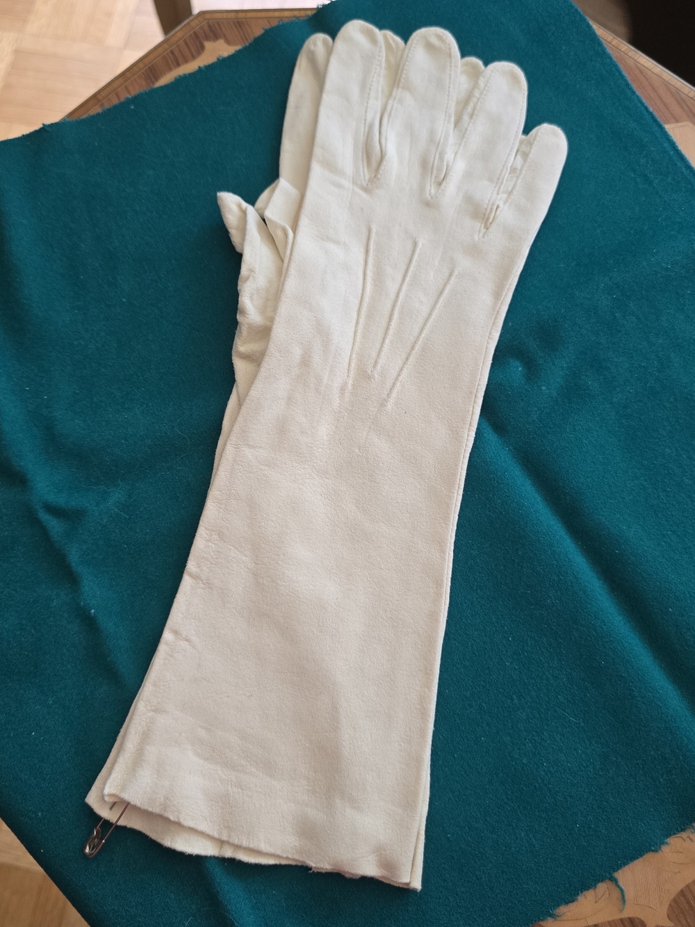 Vintage Genuine Kidskin / Suede Opera Gloves